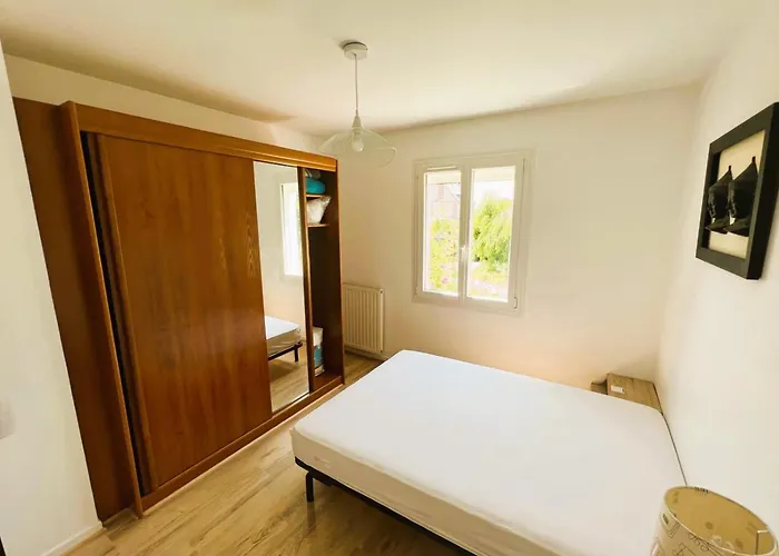 Spacious House Of 100 M With A Beautiful Garden Nyaraló *